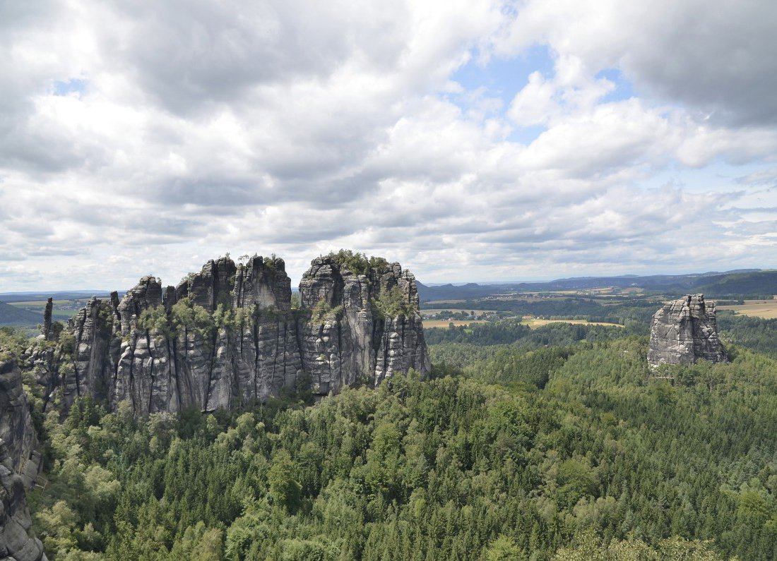 Schrammsteine mit Falkenstein